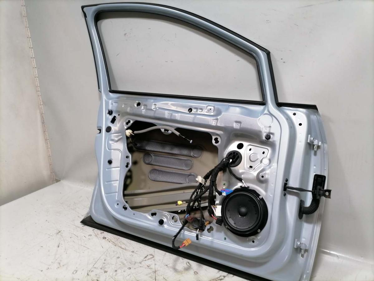 VW Golf 8 original Tür vorn links LV5L Christal Ice Blue 5-Türer Rohbau Bj.2024